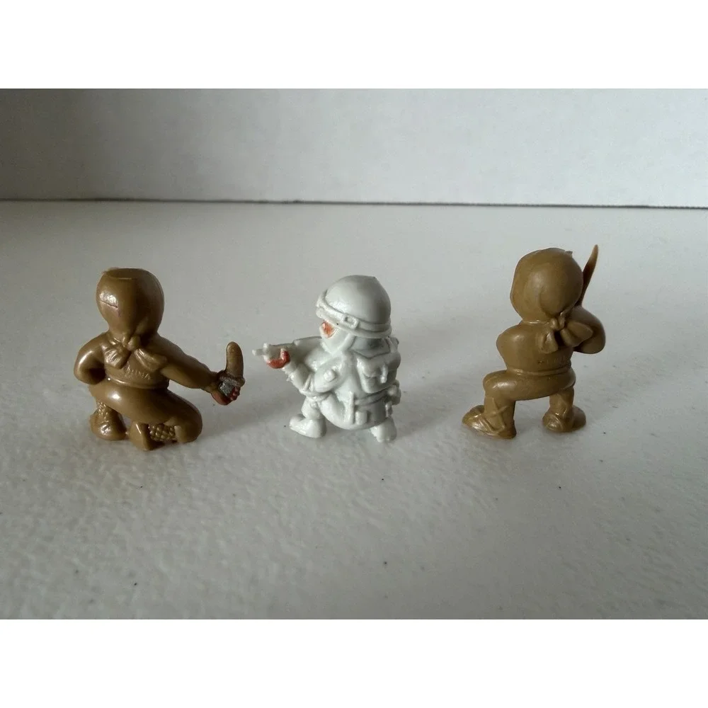 Vintage 80s Vending Machine Ninja Figures Lot of‎ 3